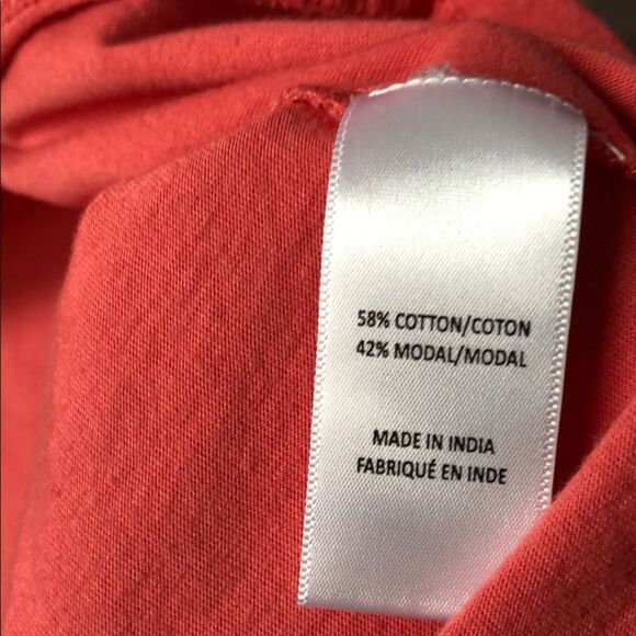 🍭*6/$30* Cameo Rayon/Cotton Blend Coral top 2X - Picture 4 of 8